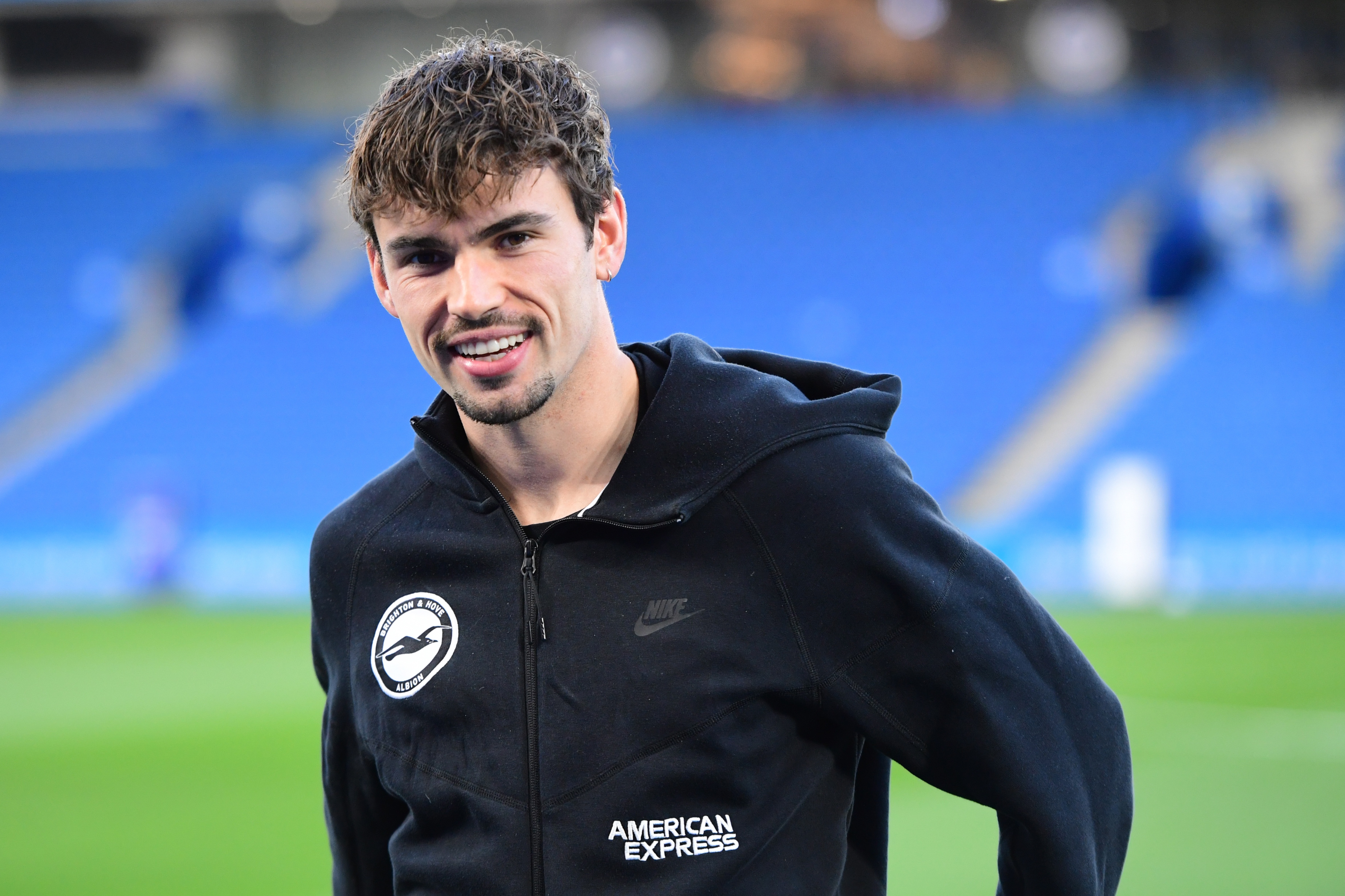 米体透露奥莱利点头加盟尤文 斑马军团提出租借附带买断条款 布莱顿持开放态度