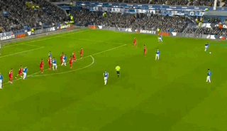 鲁尼：利物浦防线像小学生 卡拉格：英超争冠结束了